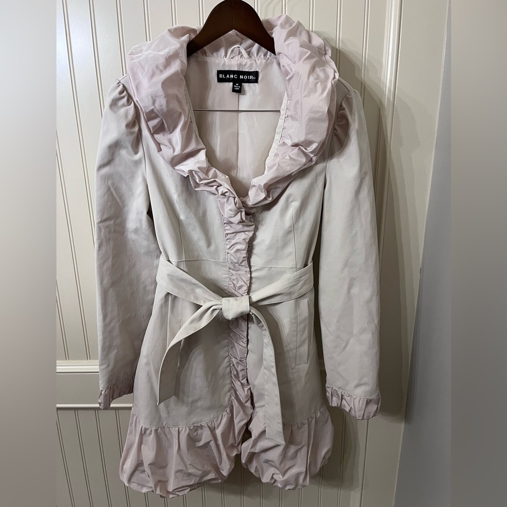 Blanc Noir belted ruffle and draped collar/sleeves Woman’s medium trench coat
